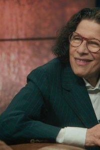 Pretend It’s a City – S01E06 – Hall of Records