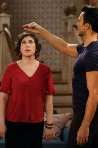Call Me Kat – S01E12 – Salsa