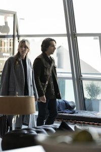 The Flight Attendant – S01E05 – Other People’s Houses