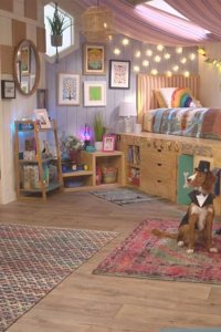 Side Hustle – S01E12 – Dog WedDING!