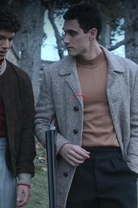 Alguien tiene que morir – S01E01 – Soltar la presa