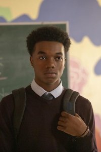 Grand Army – S01E05 – Valentine’s Day