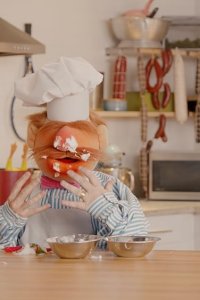 Muppets Now – S01E02 – Fever Pitch