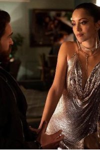 Between Two Worlds – S01E01 – Episode #1.1