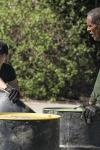 Tough as Nails – S01E06 – Game of Telephone