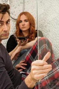 Staged – S03E03 – Past