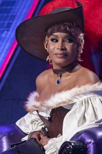 Legendary – S03E07 – Fairytale Money Ball