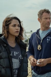 Hightown – S01E01 – Love You Like a Sister