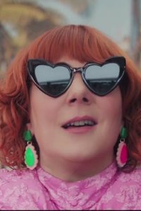 Alma’s Not Normal – S02E01 – No Going Back