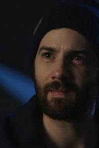 Home Before Dark – S01E04 – The Bird, Man