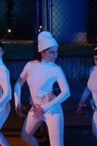 Three Busy Debras – S02E01 – The Milk Drought