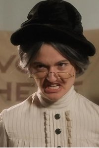 Three Busy Debras – S02E08 – Women’s History Hour