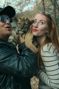 Tiger King – S02E01 – Beg Your Pardon
