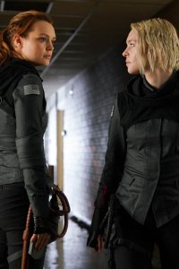 Motherland: Fort Salem – S01E08 – Citydrop
