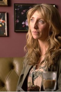 Breeders – S01E08 – No Honeymoon