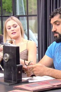 Spy Games – S01E02 – Locked In