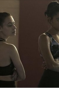 Dare Me – S2020E02 – Mutually Assured Destruction