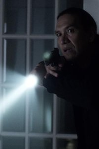 V-Wars – S01E07 – The Night Is Darkening Round Me
