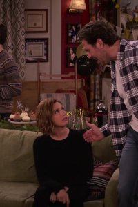 Merry Happy Whatever – S01E08 – Ring in the New Year