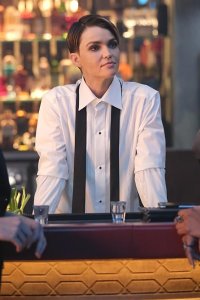 Batwoman – S01E13 – Drink Me