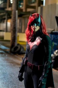 Batwoman – S01E16 – Through the Looking-Glass