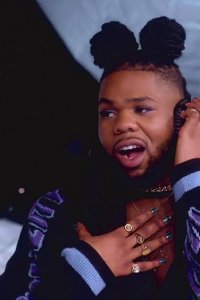 RuPaul’s Drag Race UK – S01E05 – Girl Group Battle Royale