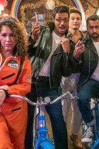 Sunnyside – S01E06 – Skirt-Skirt!