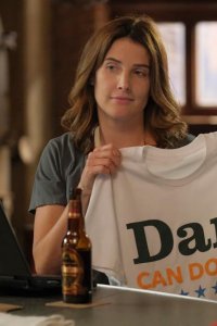 Stumptown – S2019E07 – November Surprise