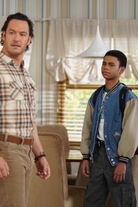 Mixed·ish – S02E07 – You Give Love a Bad Name