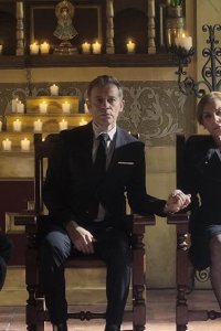 Monarca – S01E02 – The Wake
