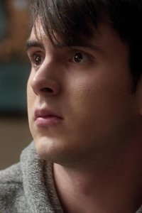 Monarca – S01E06 – The Other Reality
