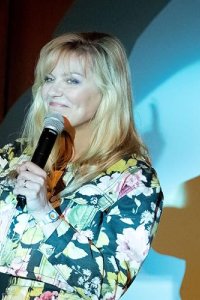On Becoming a God in Central Florida – S01E03 – A Positive Spin!