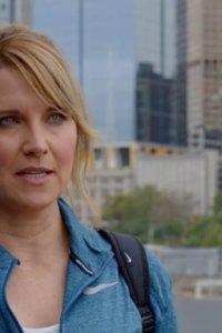 My Life Is Murder – S01E05 – Feet of Clay
