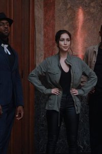 Pandora – S01E05 – Most Likely to Go Your Way (And I’ll Go Mine)
