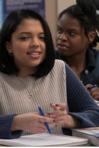 Mr. Iglesias – S03E03 – Playing Favorites