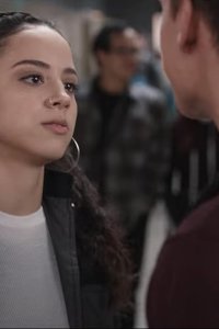 Trinkets – S02E09 – Aren’t You Gonna Say Something?