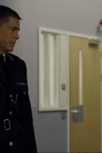 Wild Bill – S01E04 – Bad Blood in the Soil