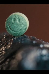 How to Sell Drugs Online (Fast) – S01E03 – Failure is Not an Option