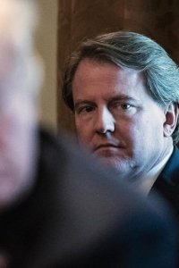 The Weekly – S2019E17 – Mr. McGahn