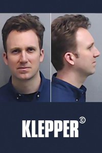 Klepper – S01E06 – This is My Gun, These Are My Rights