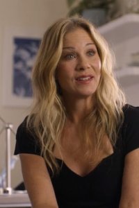 Dead to Me – S01E02 – Maybe I’m Crazy