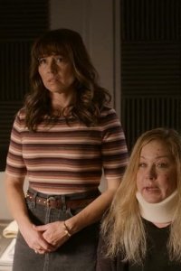 Dead to Me – S03E02 – We Need to Talk