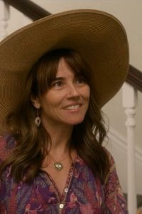 Dead to Me – S03E08 – We’ll Find a Way