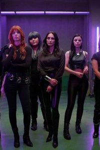 Bonding – S02E08 – Permission