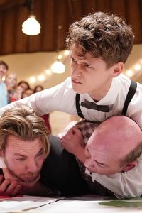 Bless This Mess – S02E17 – After-Prom