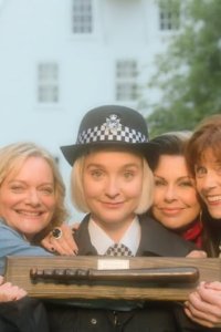 Queens of Mystery – S01E01 – Murder in the Dark: First Chapter