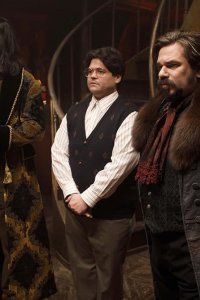 What We Do in the Shadows – S01E01 – Pilot