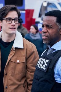 Hudson & Rex – S01E09 – The Mourning Show