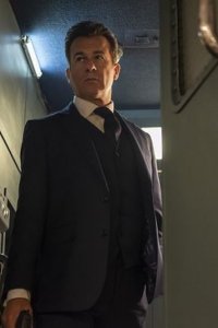 Curfew – S01E06 – Episode #1.6