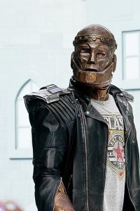 Doom Patrol – S01E04 – Cult Patrol